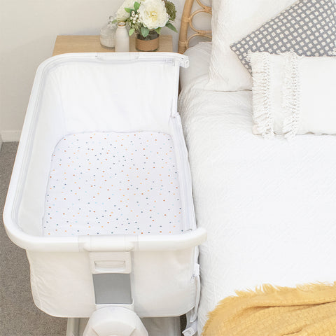 Lolli Living Bedside Bassinet Fitted Sheet - Day at the Zoo